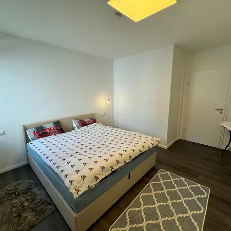 Tolle Helle & Ruhige 125 Qm Whg. Naehe Zentrum I-o Appartement