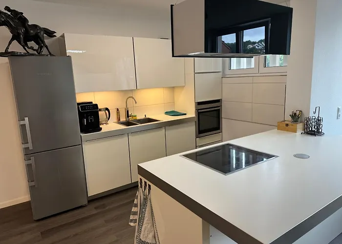 Tolle Helle & Ruhige 125 Qm Whg. Naehe Zentrum I-o Apartamento