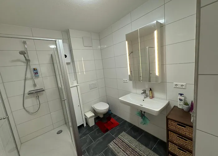 Tolle Helle & Ruhige 125 Qm Whg. Naehe Zentrum I-o