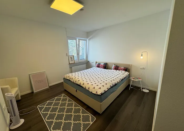 Tolle Helle & Ruhige 125 Qm Whg. Naehe Zentrum I-o *