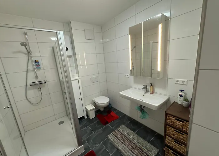 Tolle Helle & Ruhige 125 Qm Whg. Naehe Zentrum I-o